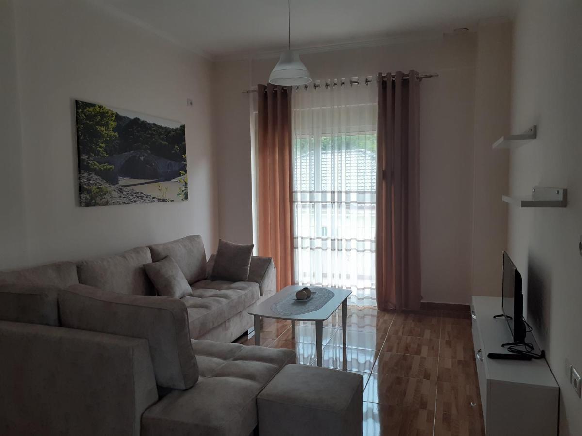 Drini Apartments Përmet Екстериор снимка